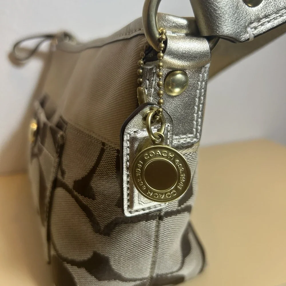 Coach Y2K Signature Canvas Jacquard Baguette 2007 Shoulder Bag/Purse Gold Hardwa